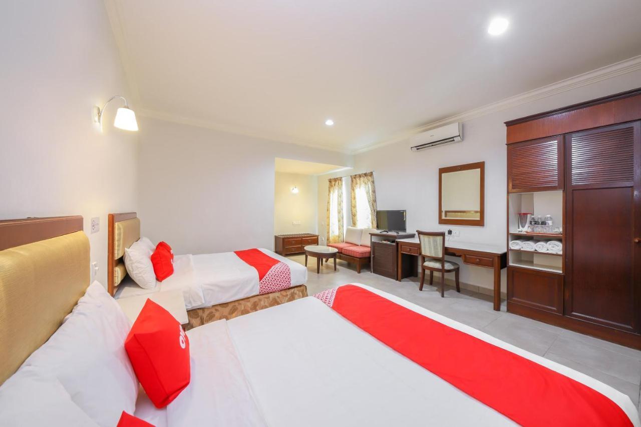 Oyo 89679 Dream Garden Resort Ayer Hangat Exterior foto