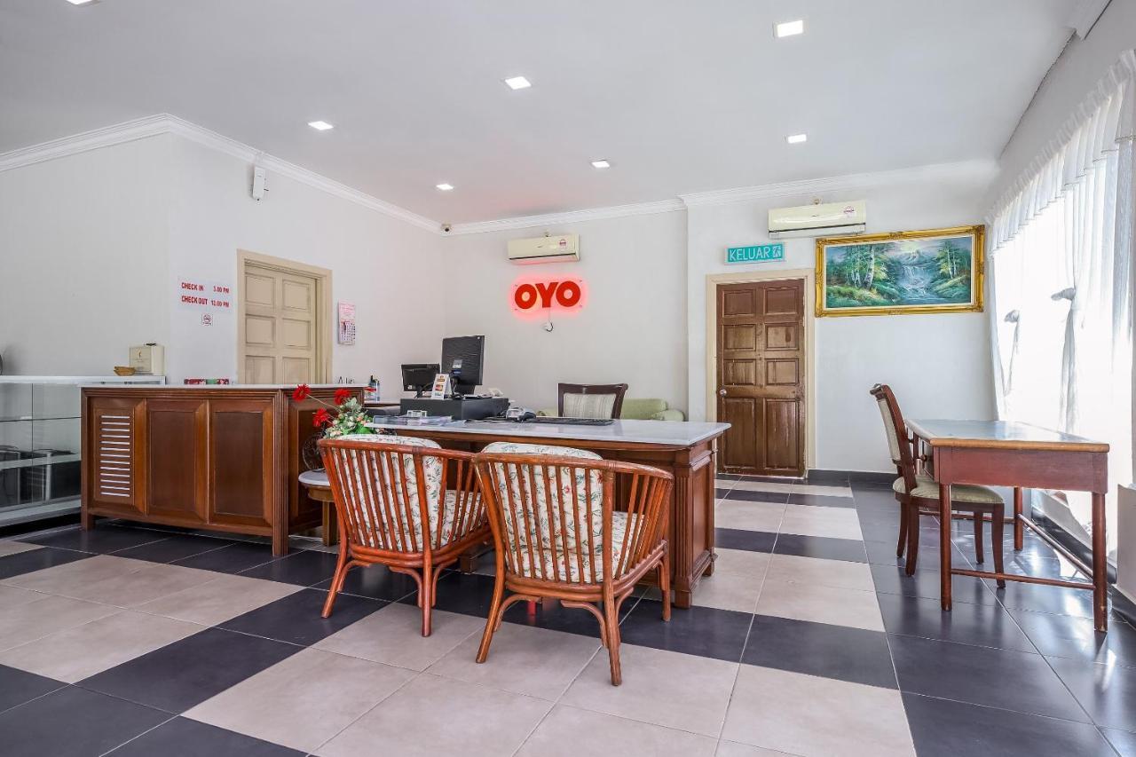 Oyo 89679 Dream Garden Resort Ayer Hangat Exterior foto
