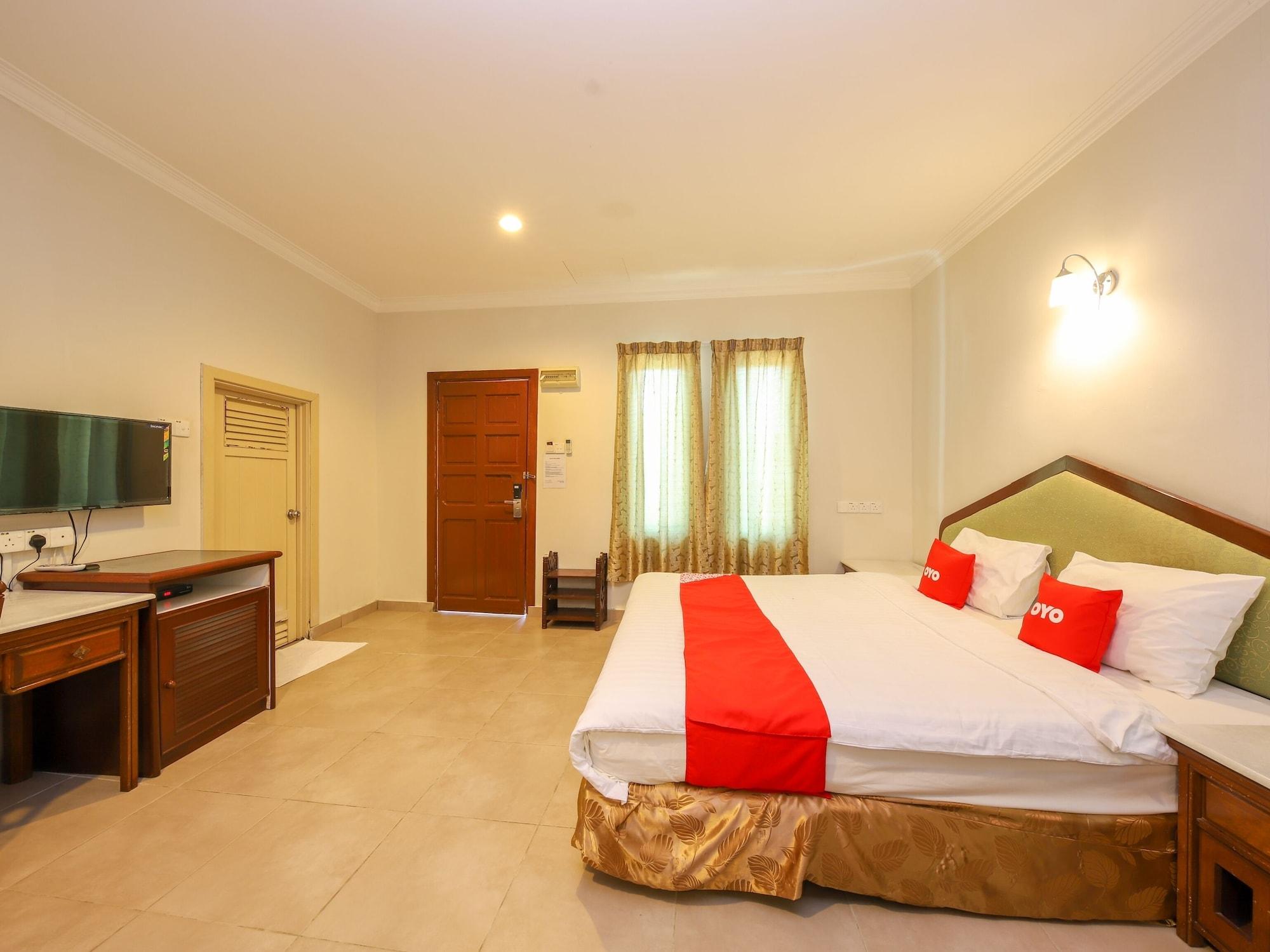 Oyo 89679 Dream Garden Resort Ayer Hangat Exterior foto