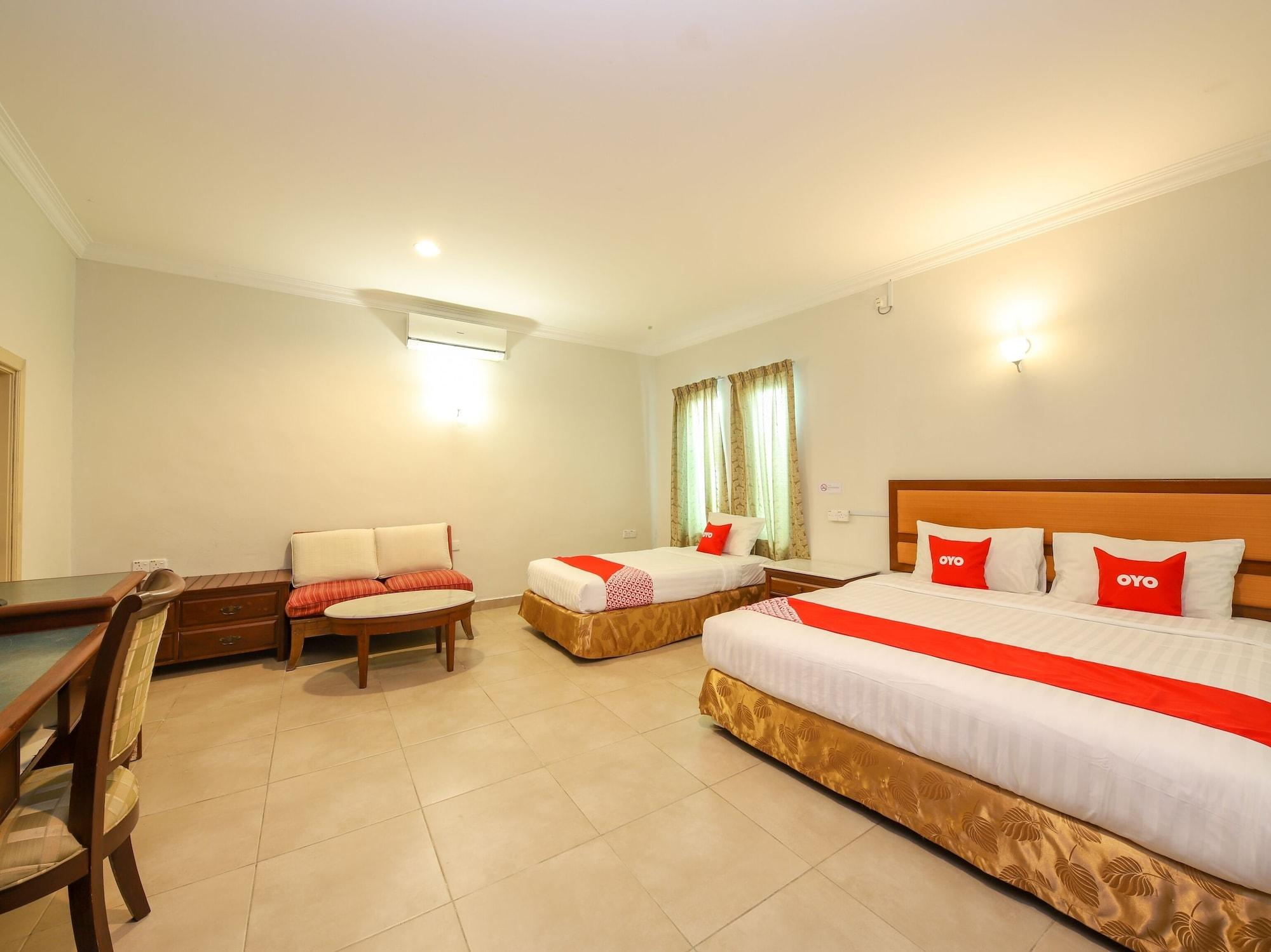Oyo 89679 Dream Garden Resort Ayer Hangat Exterior foto