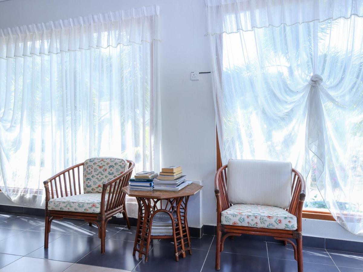 Oyo 89679 Dream Garden Resort Ayer Hangat Exterior foto